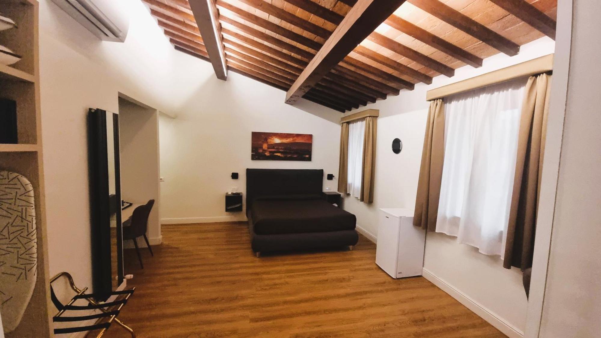 Hotel Marco'S Way Florenz Exterior foto